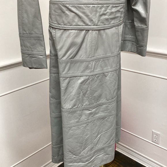 The Tannery for Montgomery Wards vintage leather coat. - Picture 8 of 8